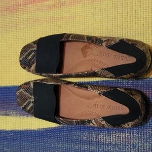 Women shoes